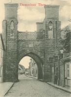 /album/strassen-und-platze/demminer-tor-10-blick-stadteinwarts-1899a-web-jpg/